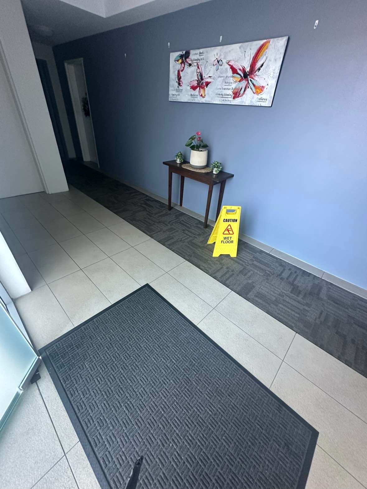Strata cleaning Gold Coast residential lobby corridor after a Gold Keys clean
